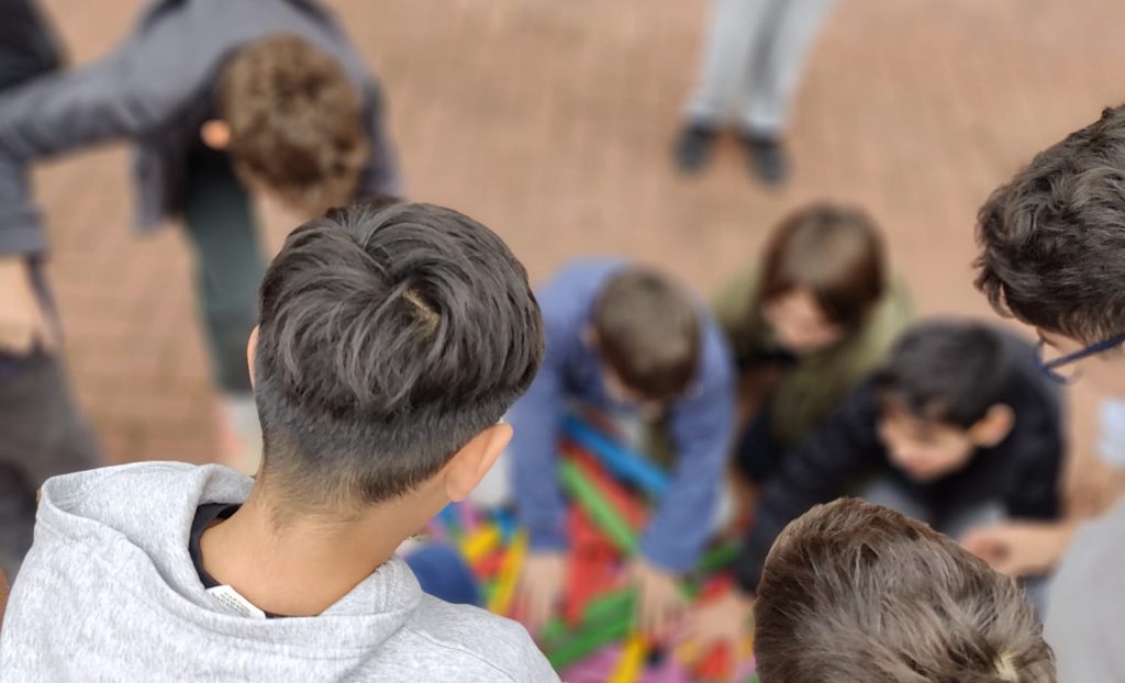 כיצד למשוך את הקשב של הילדים ולמנוע הפרעות בפעילות