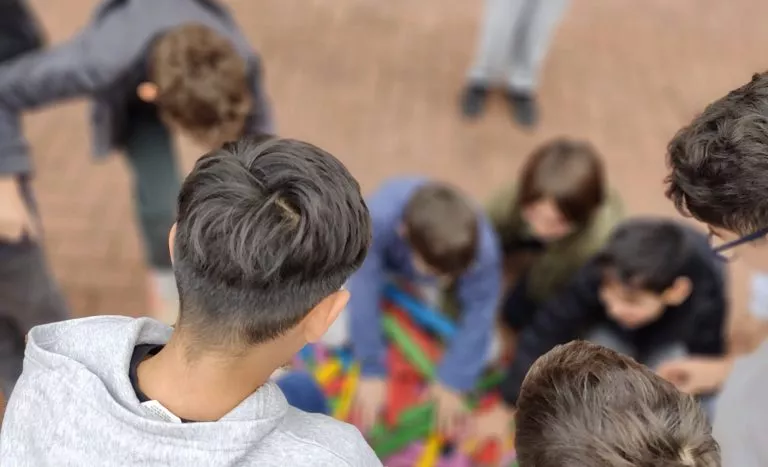 כיצד למשוך את הקשב של הילדים ולמנוע הפרעות בפעילות